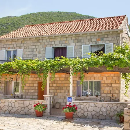 Apartament Moretić *