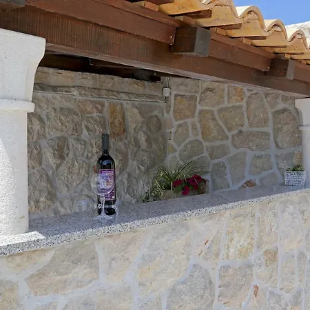 Apartament Moretic *