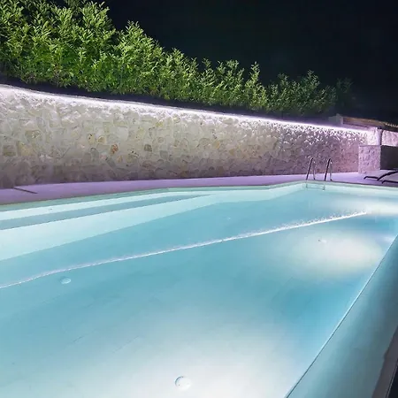 Apartament Moretic *