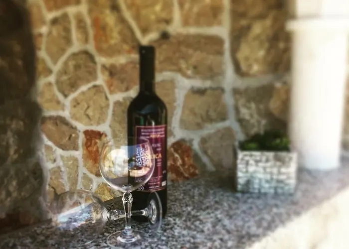 Апартаменты Moretic Gromaca