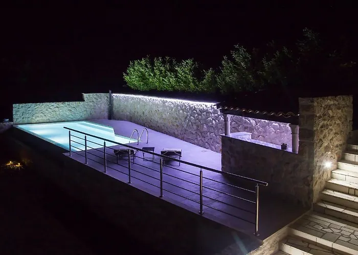 Апартаменты Moretic Gromaca